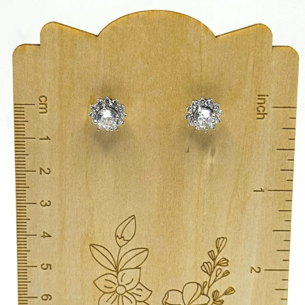 925 Sterling Silver Made with Swarovski Crystal Halo Stud Earrings Sunburst